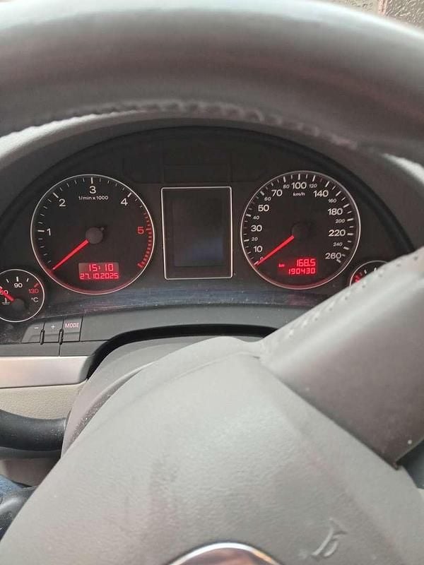 Gebraucht Audi A4 110 PS (80 kW) 2006 Silber Limousine