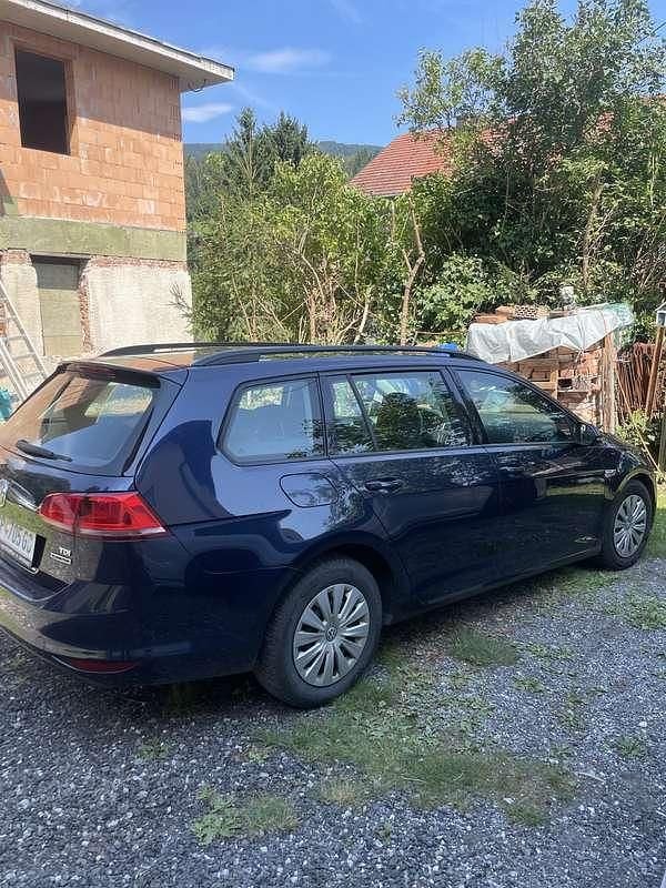 Gebraucht VW Golf VII Comfortline 110 PS (80 kW) 2016 Limousine