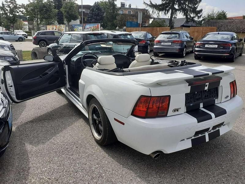 Gebraucht Ford Mustang GT 260 PS (191 kW) 2001 Weiß Cabrio