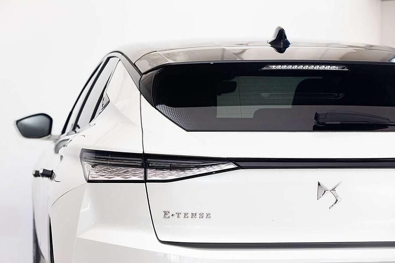 Gebraucht DS Automobiles DS4 181 PS (133 kW) 2024 Weiß Kombi