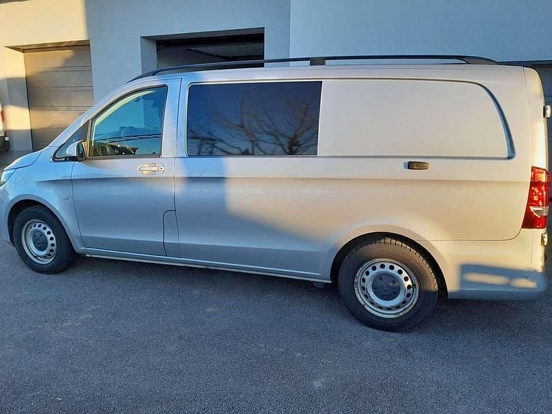 Silber Gebraucht 2015 Mercedes Vito Van | € 16.500 (Fairer Preis) - Bild 1/4