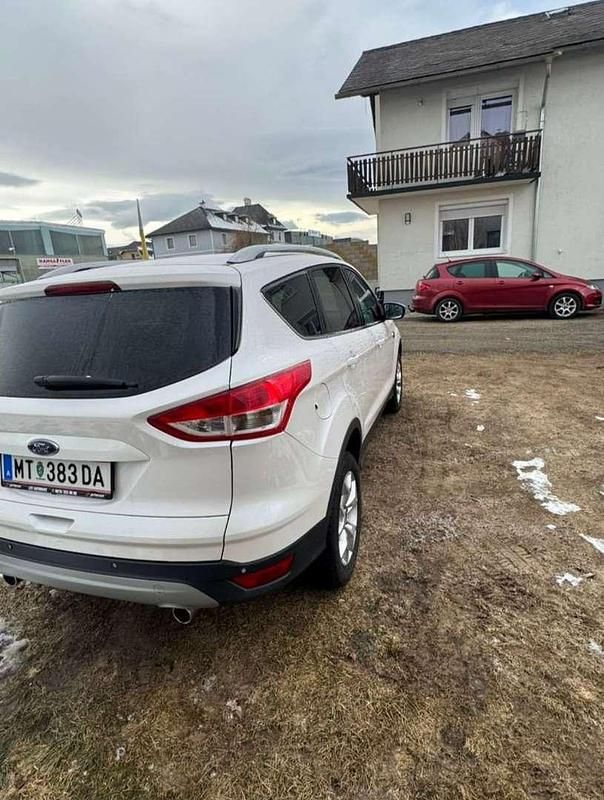 Gebraucht Ford Kuga Titanium 150 PS (110 kW) 2016 SUV
