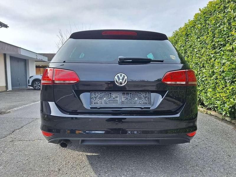 Gebraucht VW Golf VII Trendline 110 PS (80 kW) 2016 Kombi