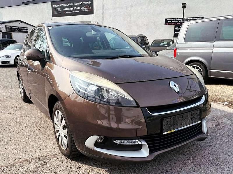 Gebraucht Renault Scénic III Authentique 116 PS (85 kW) 2012 Braun Van / Kleinbus