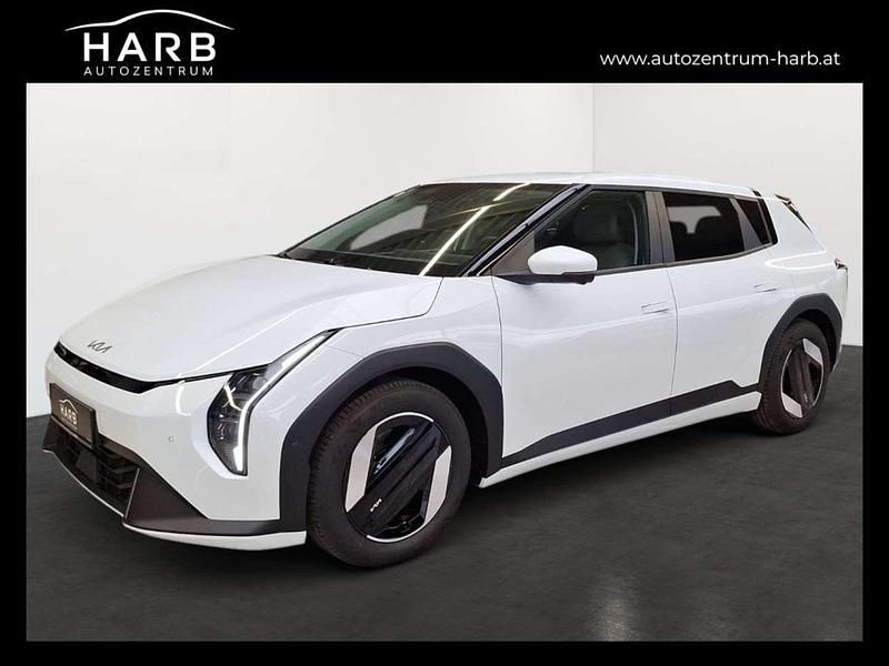 Neu Kia EV4 Plus 150 kW (204 PS) 2025 Weiß Kleinwagen