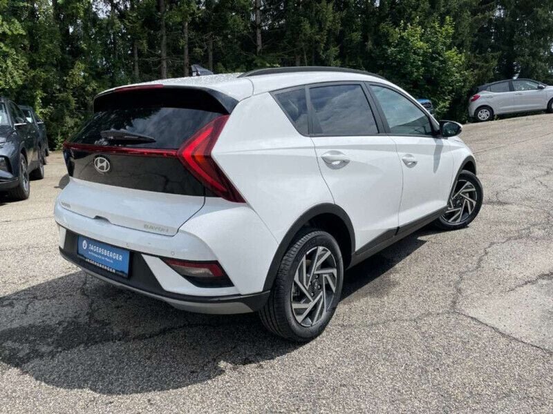 Gebraucht Hyundai Bayon GO! 101 PS (74 kW) 2024 Weiß SUV