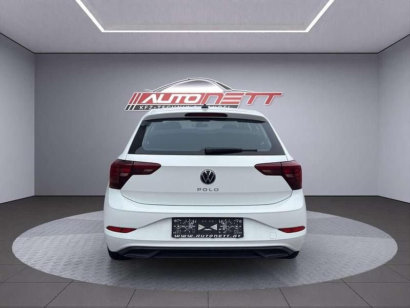 Gebraucht VW Polo Basis 80 PS (58 kW) 2023 Weiß Limousine