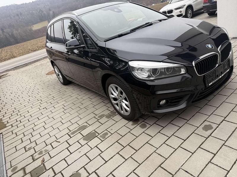 Gebraucht BMW 220 Advantage 190 PS (139 kW) 2016 Kombi