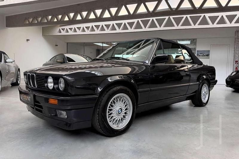 Gebraucht BMW 325 Cabriolet 170 PS (125 kW) 1991 Schwarz Cabrio