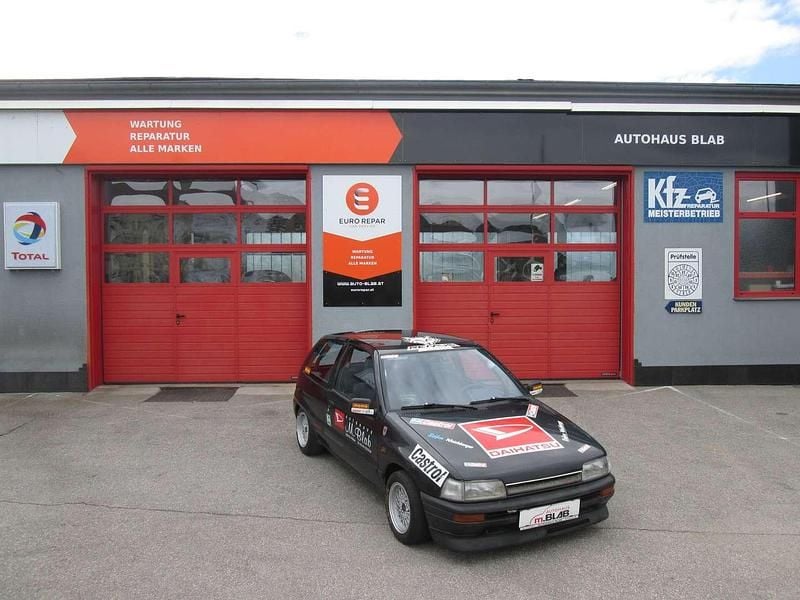 Schwarz Gebraucht 1989 Daihatsu Charade Kleinwagen | € 7.990 - Bild 1/4