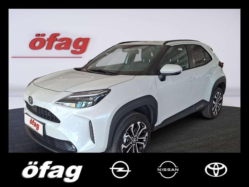 Weiß Gebraucht 2025 Toyota Yaris Cross SUV | € 25.990 (Superpreis) - Bild 1/4