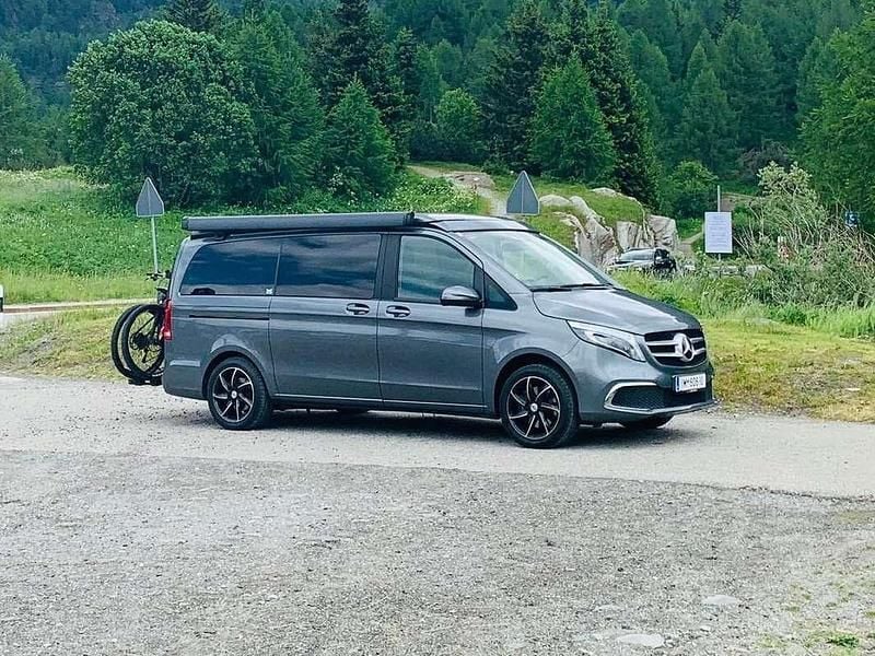 Grau Gebraucht 2022 Mercedes E250 Marco Polo Kombi | € 79.950 - Bild 1/4