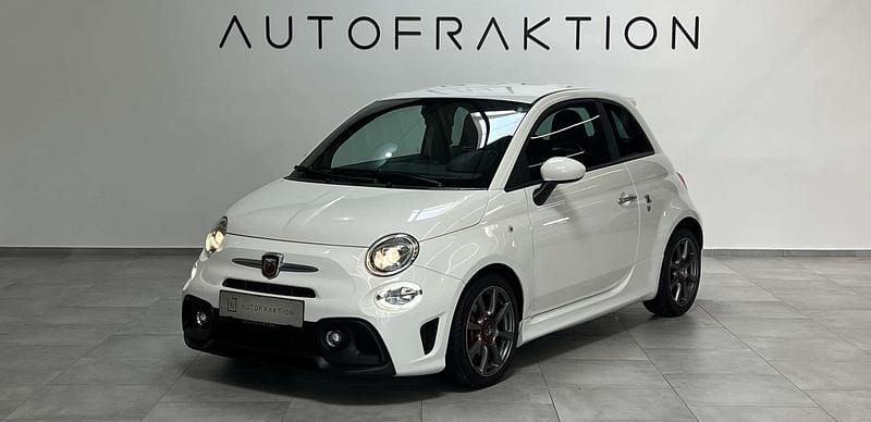 Gebraucht Abarth 595 Custom 145 PS (106 kW) 2017 Weiß Kleinwagen