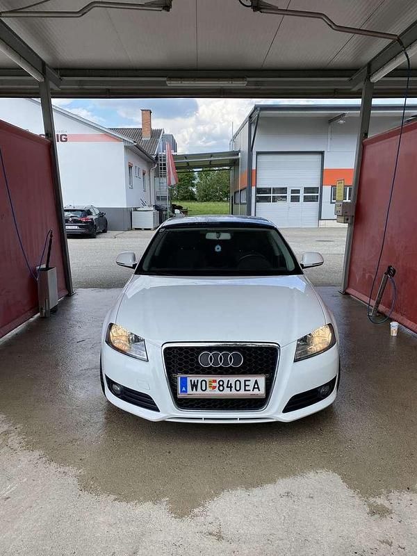 Gebraucht Audi A3 105 PS (77 kW) 2009 Limousine