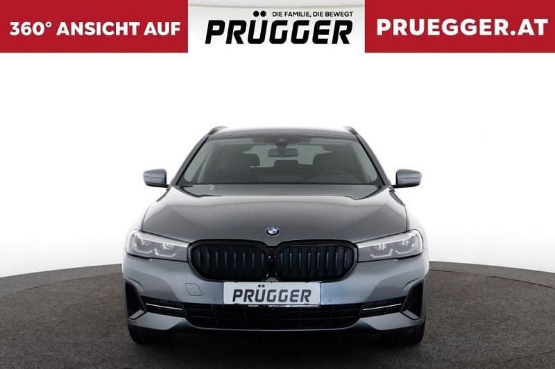 Gebraucht BMW 520 Shadowline 190 PS (139 kW) 2021 Grau Kombi