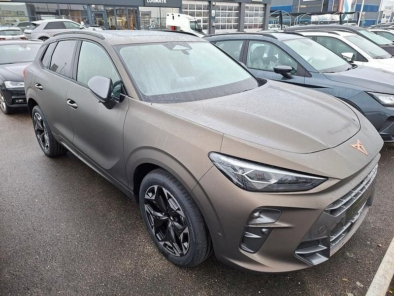 Neu Cupra Terramar 150 PS (110 kW) 2025 Grau SUV