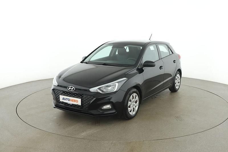 Schwarz Gebraucht 2019 Hyundai i20 Limousine | € 11.190 (Fairer Preis) - Bild 1/3