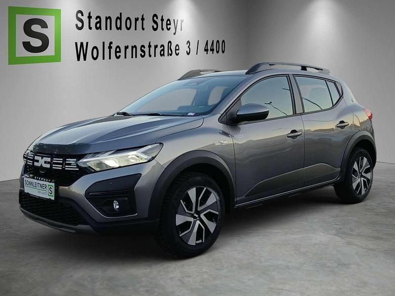 Neu Dacia Sandero Expression 91 PS (66 kW) 2025 Grau Kleinwagen