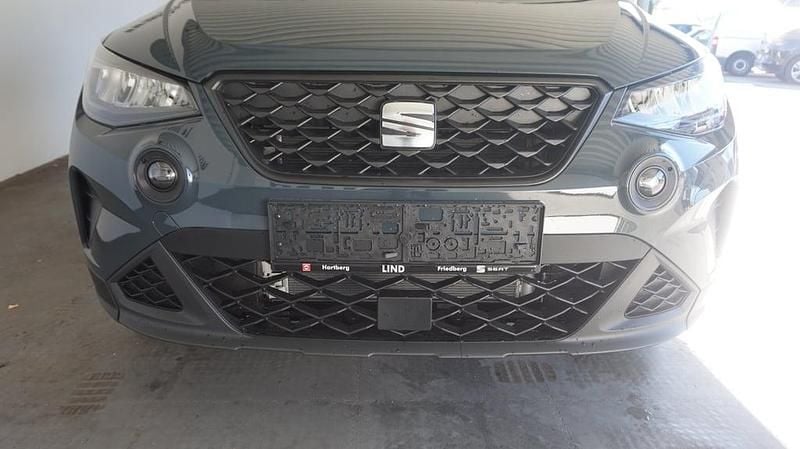 Neu Seat Arona Reference 95 PS (69 kW) 2025 Dunkelblau  normal SUV