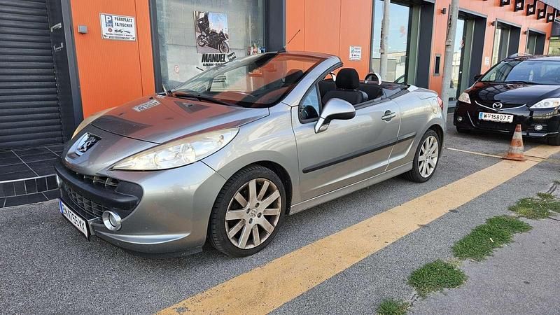 Gebraucht Peugeot 207 CC Platinum 120 PS (88 kW) 2007 Cabrio