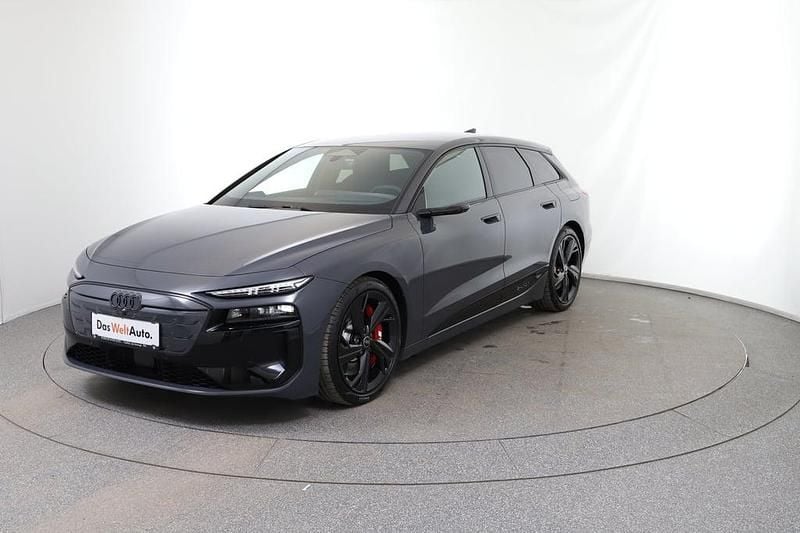 Grau Gebraucht 2025 Audi e-tron Ambiente SUV | € 87.950 - Bild 1/4