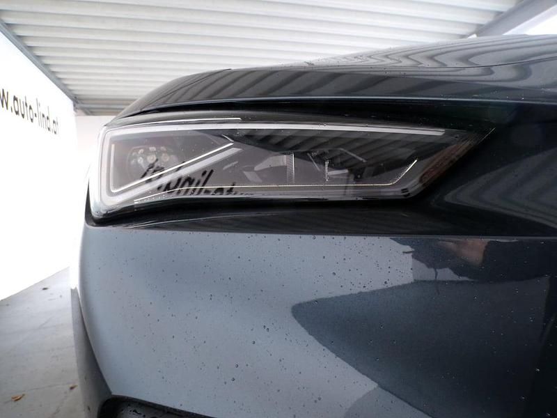 Neu Seat Leon Style 115 PS (84 kW) 2026 Dunkelgrau  metallicperleffekt