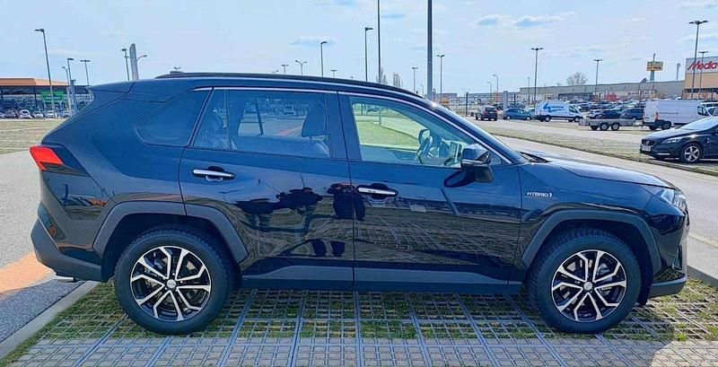 Gebraucht Toyota RAV4 Hybrid 178 PS (130 kW) 2019 Schwarz SUV