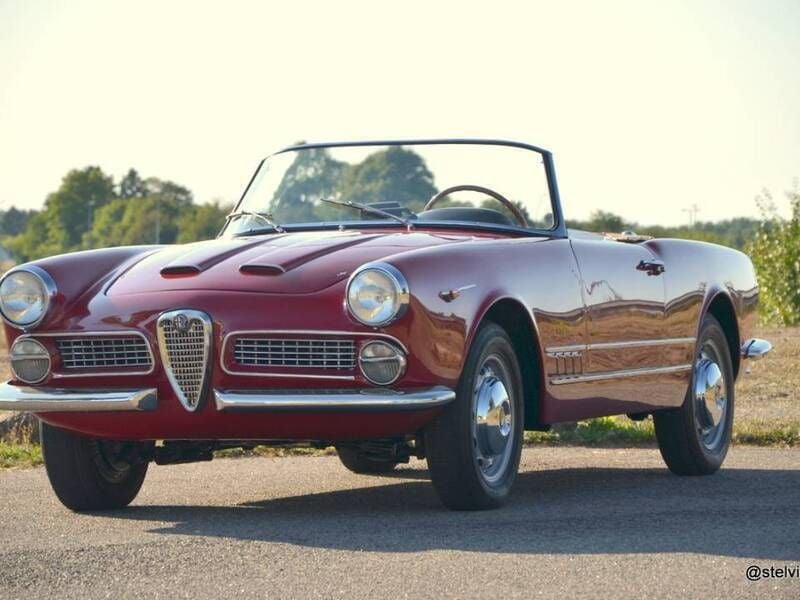Gebraucht Alfa Romeo 2000 115 PS (84 kW) 1960 Rot Cabrio