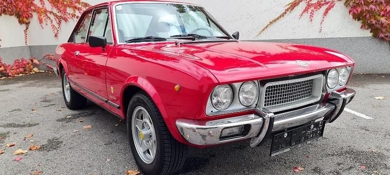 Gebraucht Fiat 1800 117 PS (86 kW) 1973 Rot Coupé