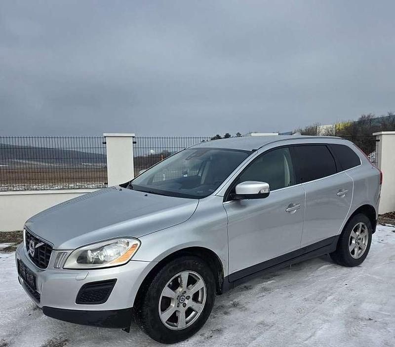 Gebraucht Volvo XC60 Summum 205 PS (150 kW) 2010 Silber SUV