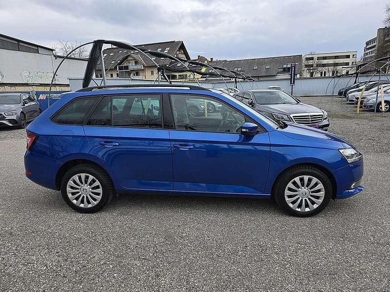 Gebraucht Skoda Fabia 95 PS (69 kW) 2021 Blau Kombi