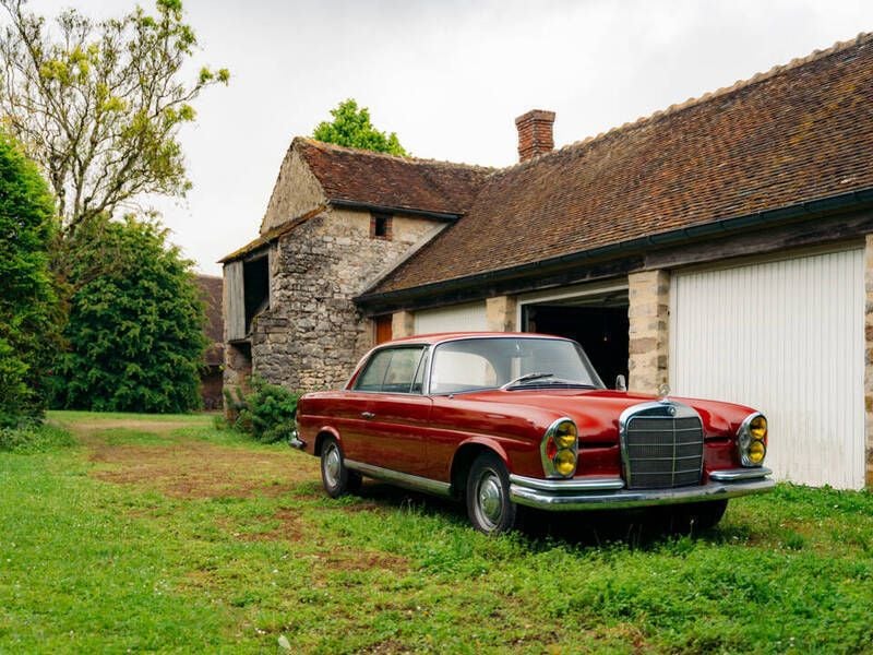 Gebraucht Mercedes 250 SE 150 PS (110 kW) 1967 Rot Coupé