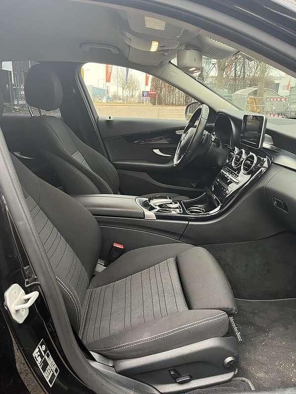 Gebraucht Mercedes C180 Avantgarde 116 PS (85 kW) 2016 Limousine
