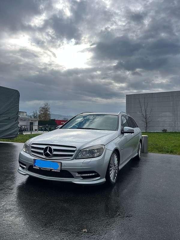 Gebraucht Mercedes C220 Avantgarde 170 PS (125 kW) 2010 Silber Kombi