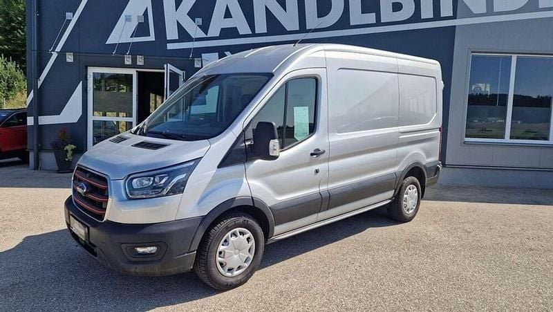 Gebraucht Ford Transit Trend 170 PS (125 kW) 2021 Silber Van
