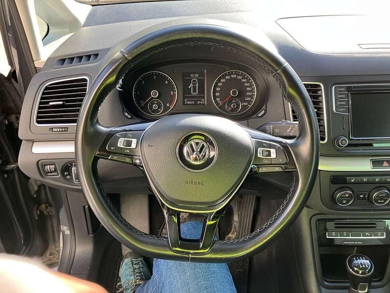 Gebraucht VW Sharan 150 PS (110 kW) 2018 Grau Van / Kleinbus