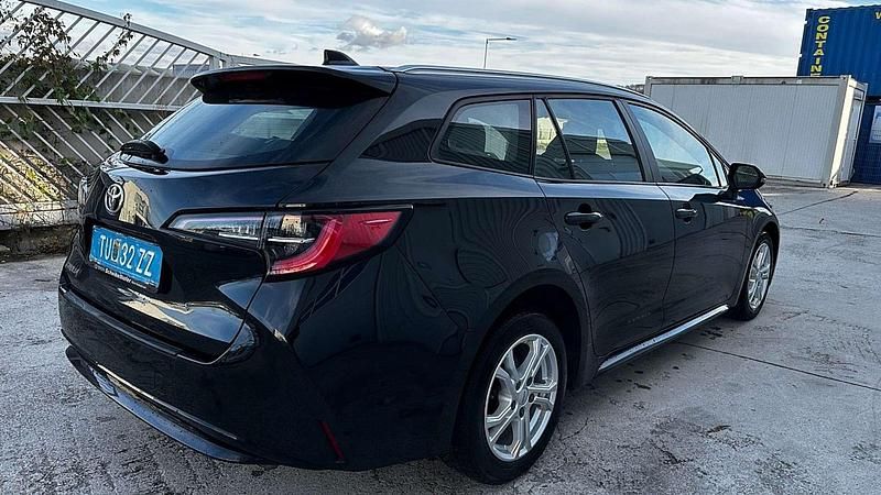 Gebraucht Toyota Corolla Active 116 PS (85 kW) 2020 Schwarz Kombi