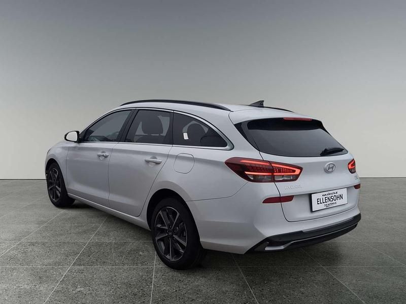 Neu Hyundai i30 GO! 99 PS (72 kW) 2025 Weiß Kombi