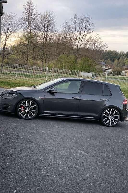 Gebraucht VW Golf VII GTI 230 PS (169 kW) 2015 Limousine
