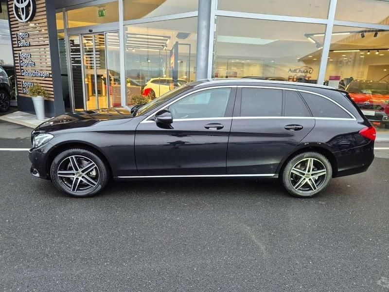Gebraucht Mercedes C220 Avantgarde 170 PS (125 kW) 2016 Schwarz Limousine
