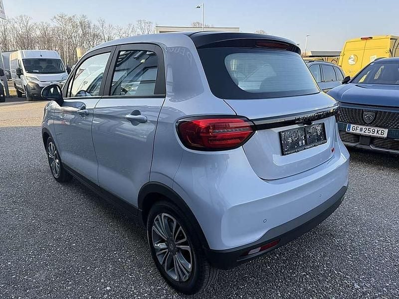 Neu Leapmotor T03 69 kW (95 PS) 2025 Grau Kleinwagen