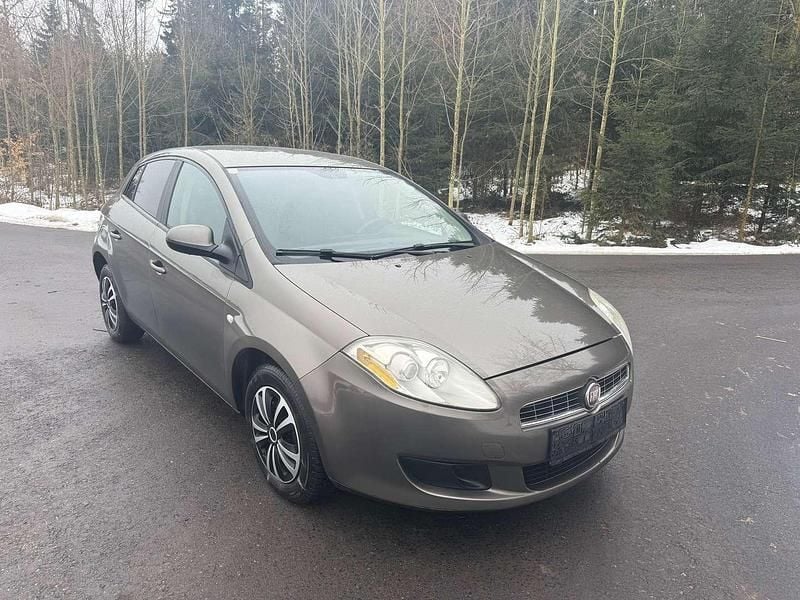 Gebraucht Fiat Bravo 90 PS (66 kW) 2009 Grau Kleinwagen