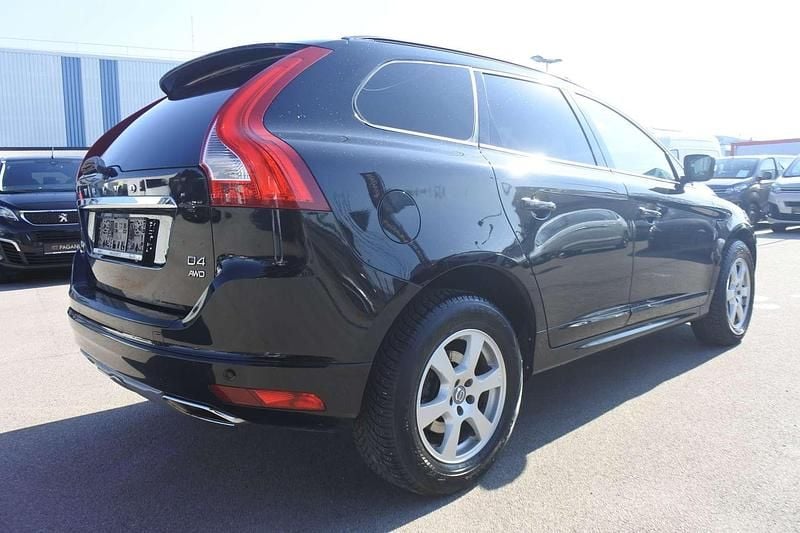 Gebraucht Volvo XC60 Dynamic 190 PS (139 kW) 2016 SUV