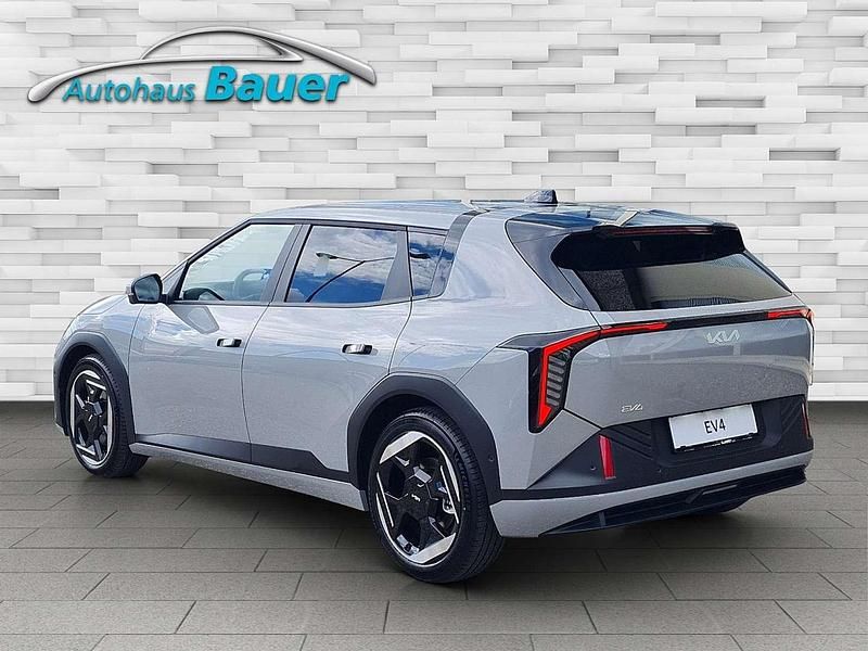 Neu Kia EV4 Plus 150 kW (204 PS) 2025 Grau Kleinwagen
