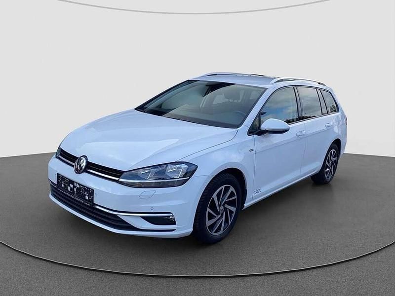 Gebraucht VW Golf VII Comfortline 116 PS (85 kW) 2018 Weiß Kombi