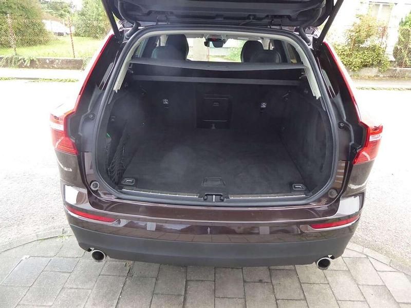 Gebraucht Volvo XC60 163 PS (119 kW) 2020 Braun SUV