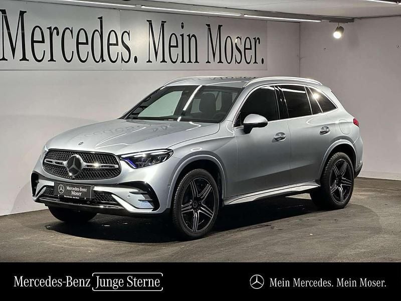 Gebraucht Mercedes GLC300e 197 PS (144 kW) 2025 Silber SUV