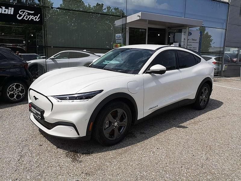 Weiß Gebraucht 2022 Ford Mustang Mach-E Extended Range SUV | € 33.900 (Fairer Preis) - Bild 1/4