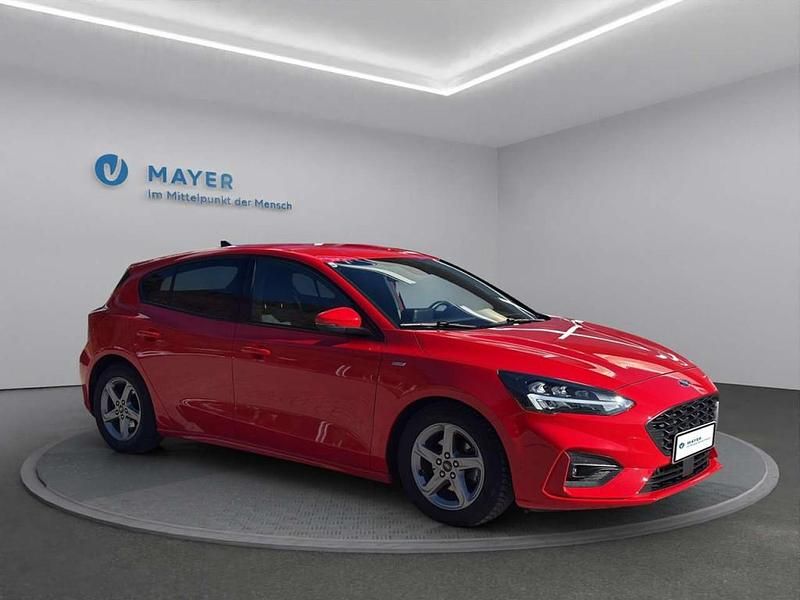 Gebraucht Ford Focus ST-Line 125 PS (91 kW) 2021 Rot Kleinwagen