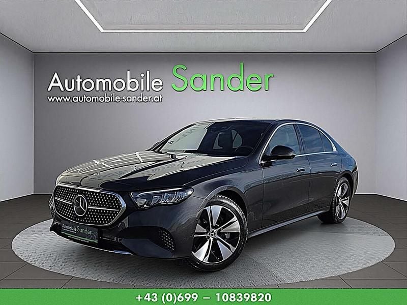 Grau Gebraucht 2024 Mercedes E300 Avantgarde Limousine | € 49.950 (Superpreis) - Bild 1/4